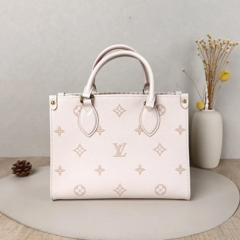 Louis Vuitton Shoulder Bag Onthego Beige · Pink Empreinte Embossed Calfskin Small25 × 11.5 × 19 cm