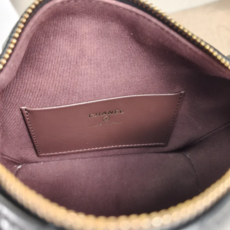 Chanel Crossbody Bag Crossbody Bag Black Grained Calfskin One Size 16 × 6 × 13 cm — detail view 5 of 11
