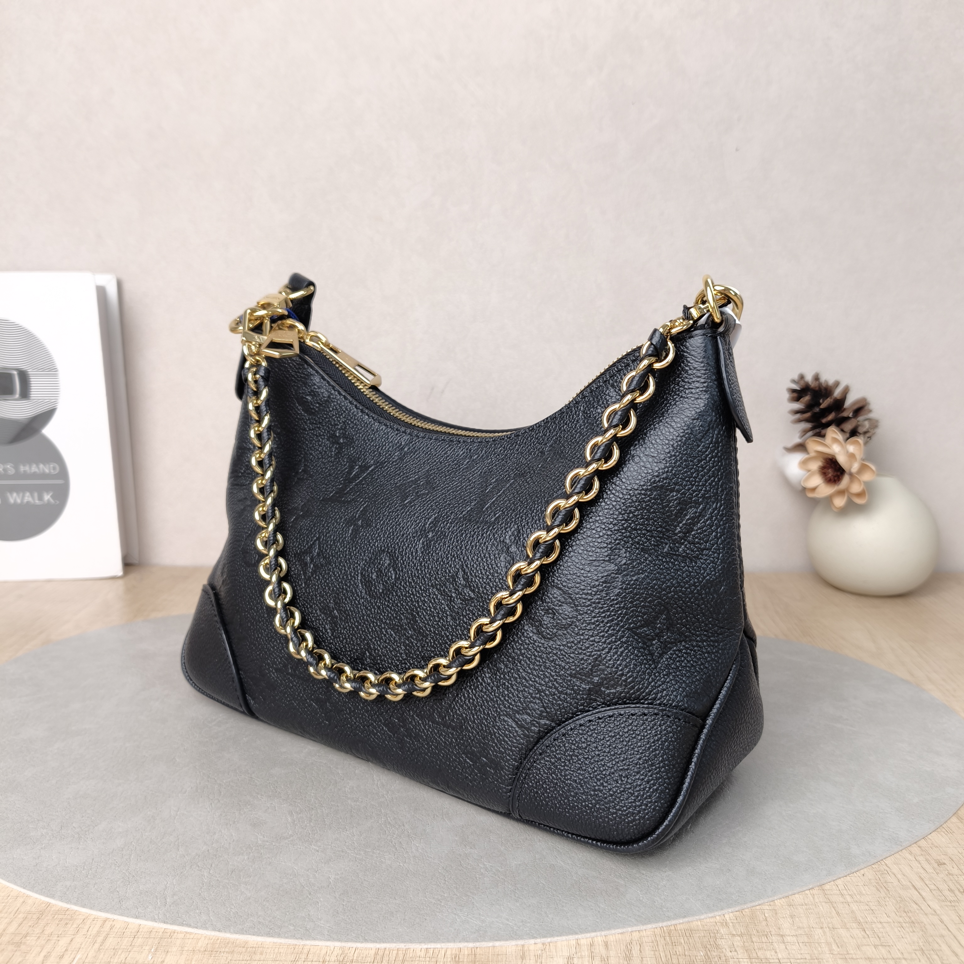 Louis Vuitton Crossbody Bag Boulogne Black Empreinte Embossed Calfskin Small26 × 9.5 × 16 cm — cover view 2 of 6