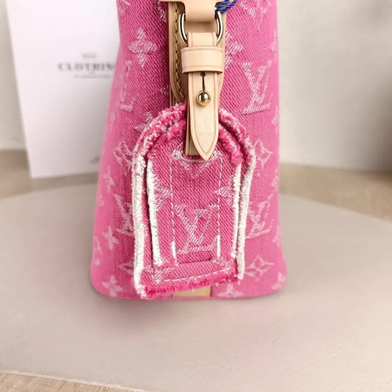 Louis Vuitton Top Handle Bag ALL IN BB BB 16 × 12 × 18 cm — detail view 10 of 10