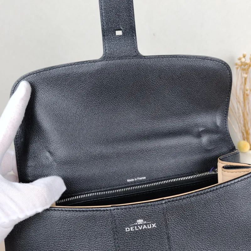 DELVAUX Top Handle Bag Brillant Black Calfskin Medium 29 × 15 × 22 cm — detail view 6 of 13