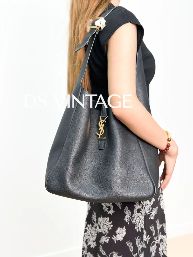 SAINT LAURENT Shoulder Bag LE 5 À 7 Hobo Black Calfskin Large30 × 13 × 31 cm — on-model view 2 of 3