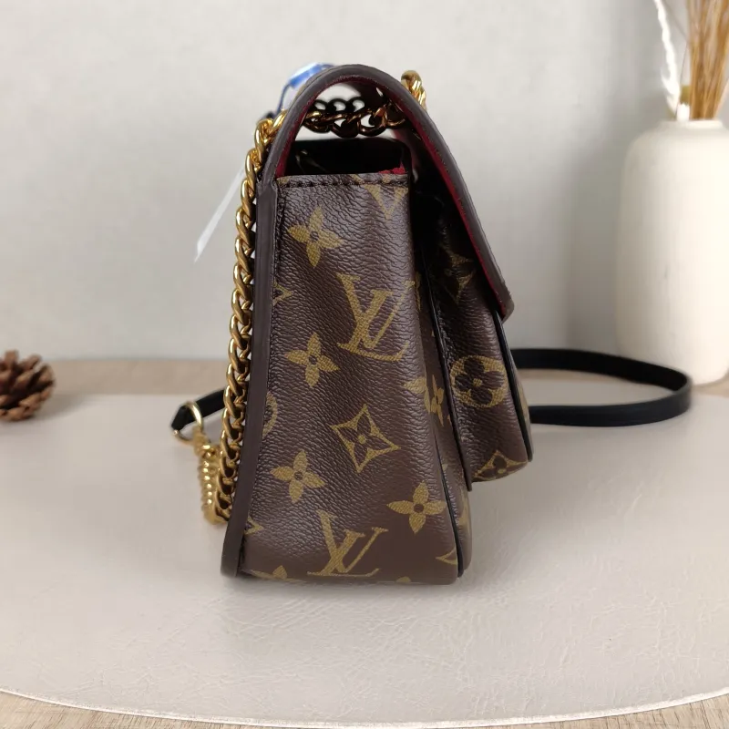 Louis Vuitton Crossbody Bag Passy Messenger Bag Monogram PVC Small23 × 9 × 17 cm — detail view 3 of 13