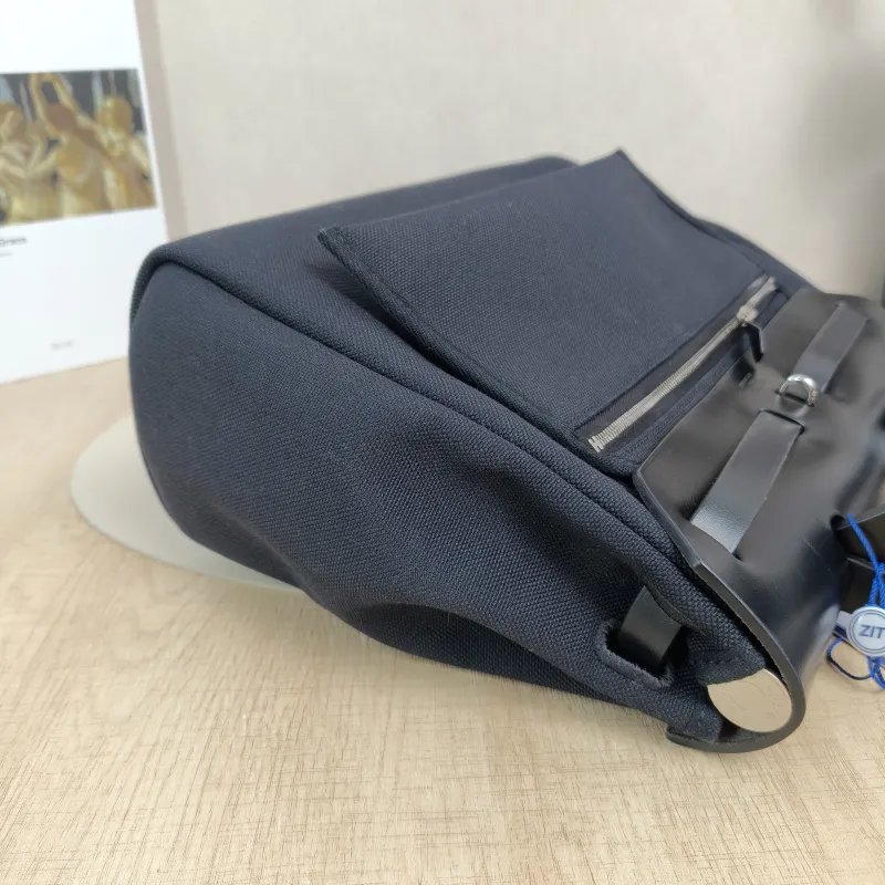 Hermès Shoulder Bag Herbag 31Black Canvas Canvas Berliner Medium31 × 10 × 25 cm — detail view 12 of 15