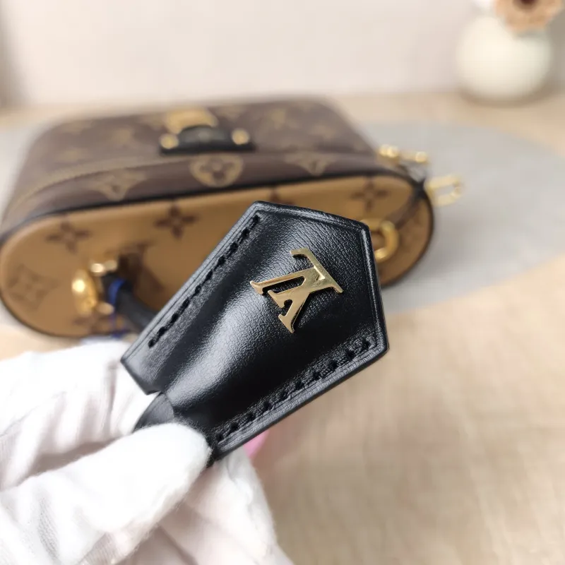 Louis Vuitton Shoulder Bag VANITY POUCH Cosmetic Bag Monogram PVC One Size19 × 6.5 × 11.5 cm — detail view 4 of 12