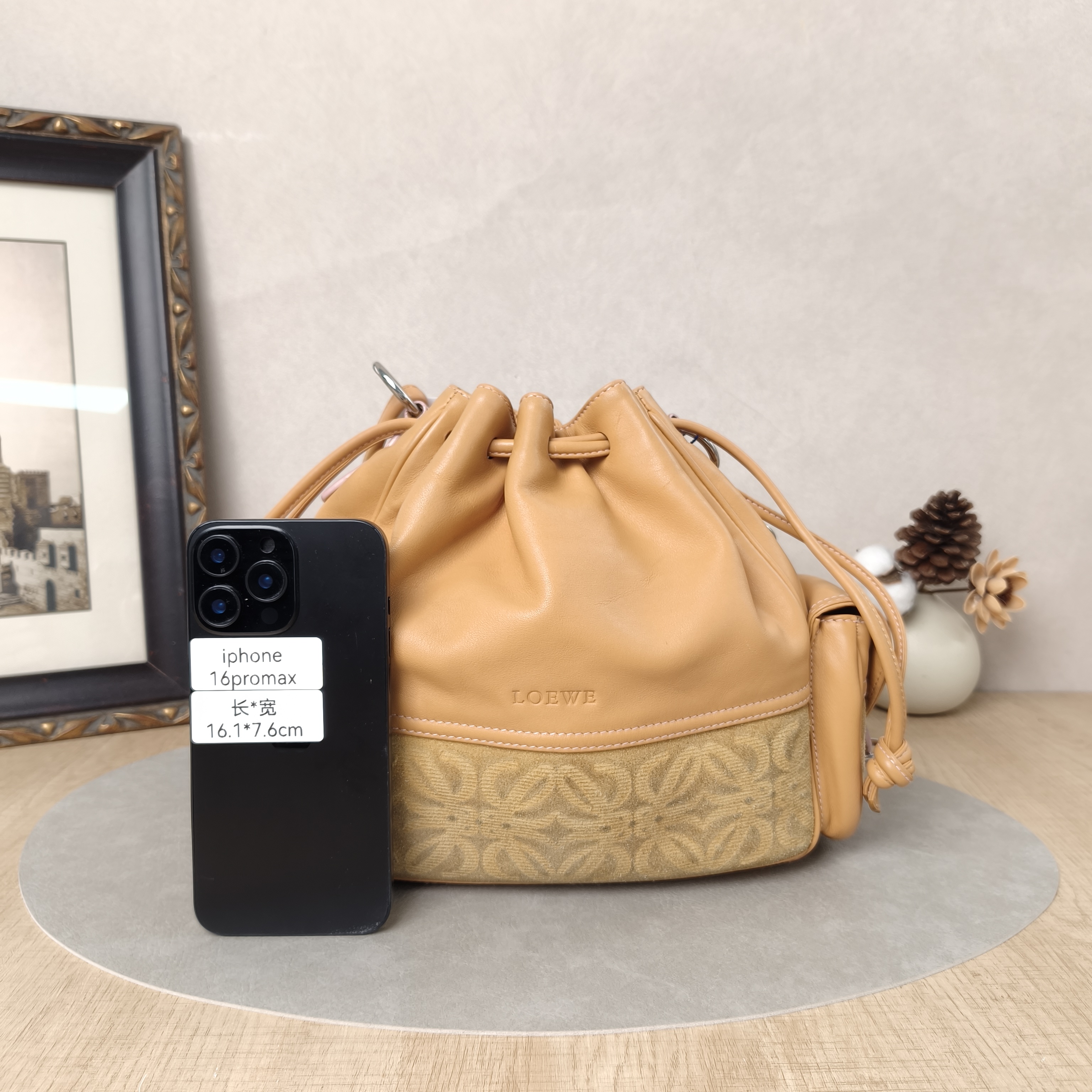LOEWE Shoulder Bag Shoulder Bag Calfskin · Suede One Size28 × 12 × 23 cm — cover view 5 of 5