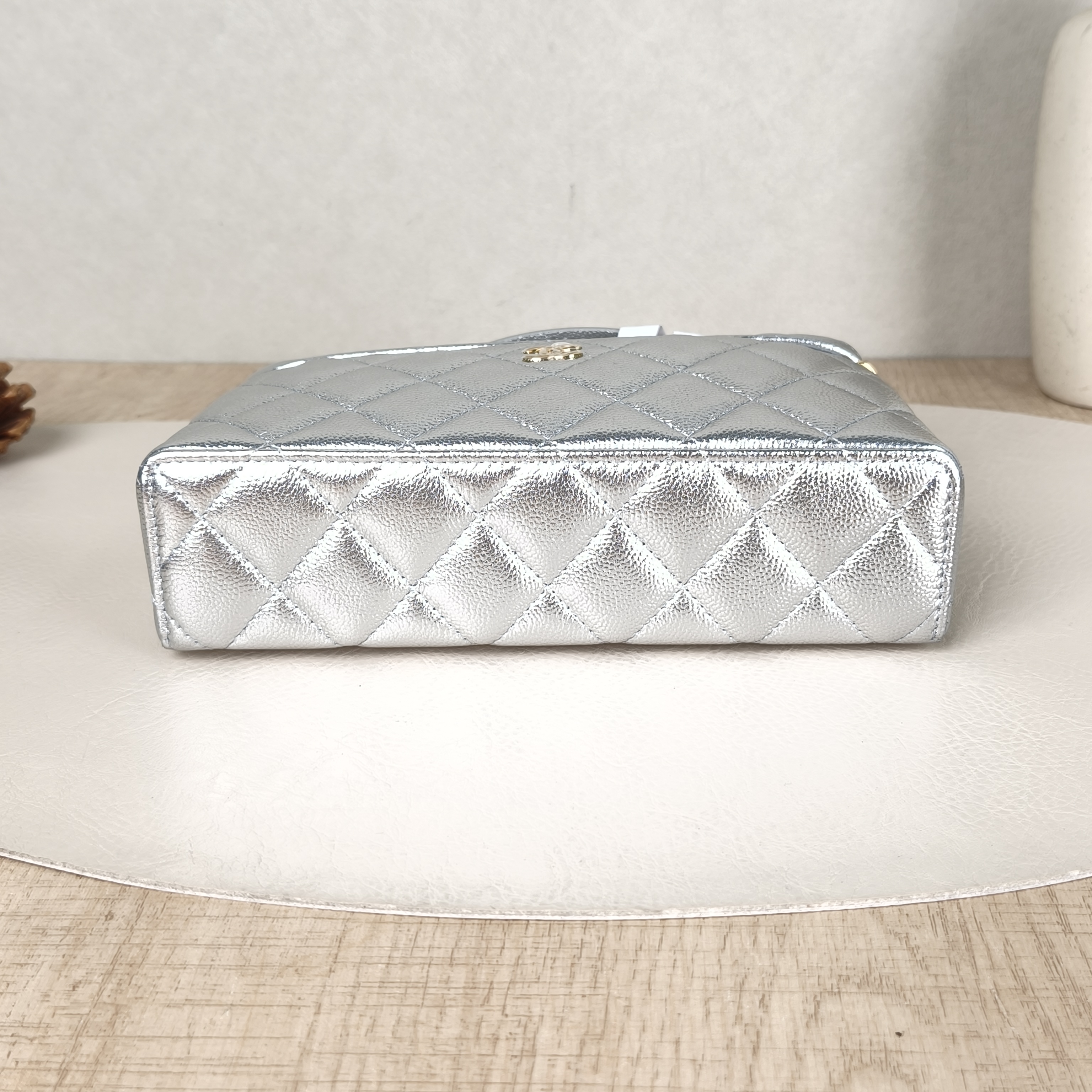 Chanel Crossbody Baglp Box Bag Top Handle Crossbody Bag Silver Calfskin One Size19.5 × 5 × 17 cm — cover view 2 of 6