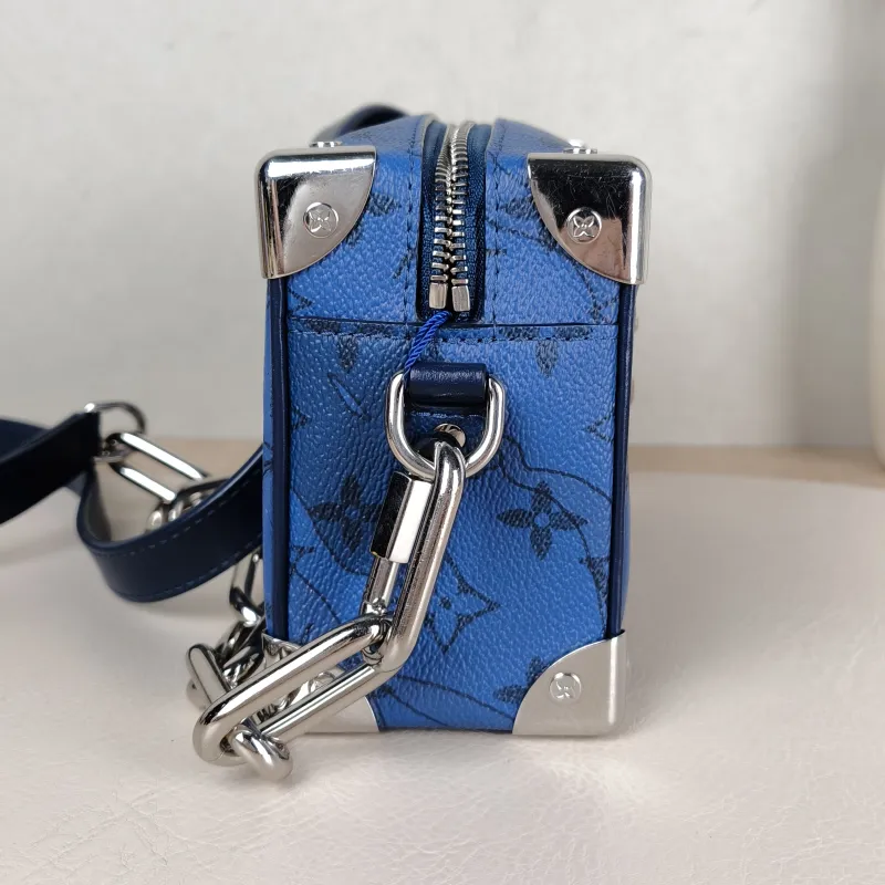 Louis Vuitton Crossbody Bag SOFT TRUNK Box Navy PVC Mini 18.5 × 8 × 13 cm — detail view 5 of 11