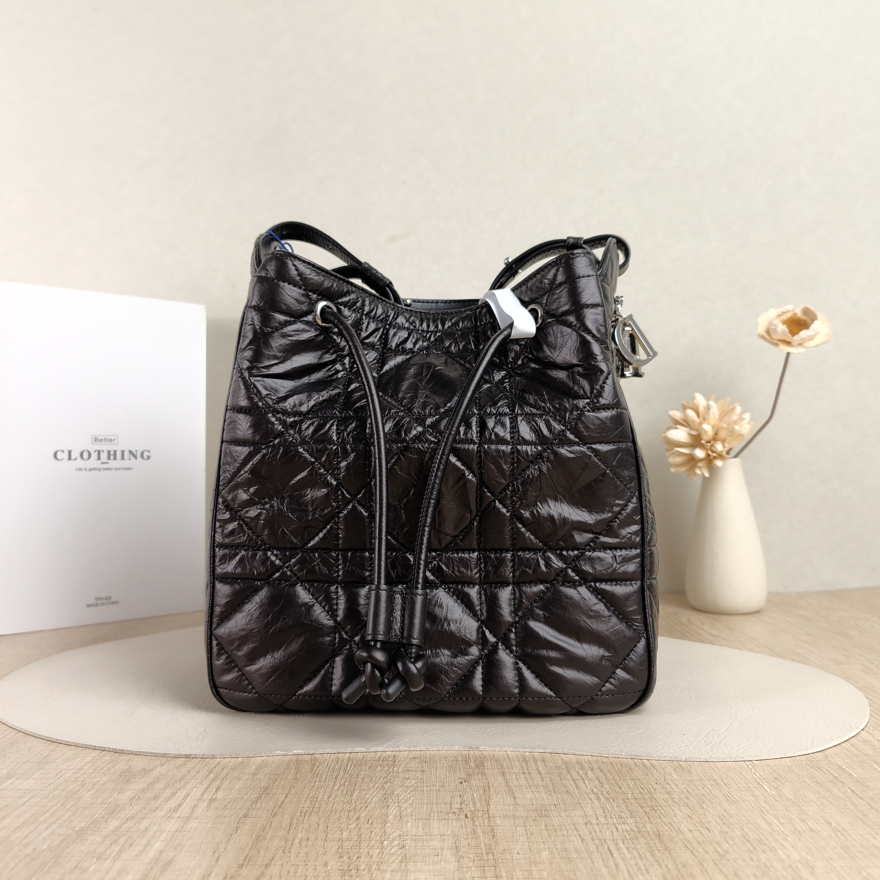 DIOR Crossbody Bag D-Motion Bucket Bag Calfskin Medium23 × 13 × 24 cm