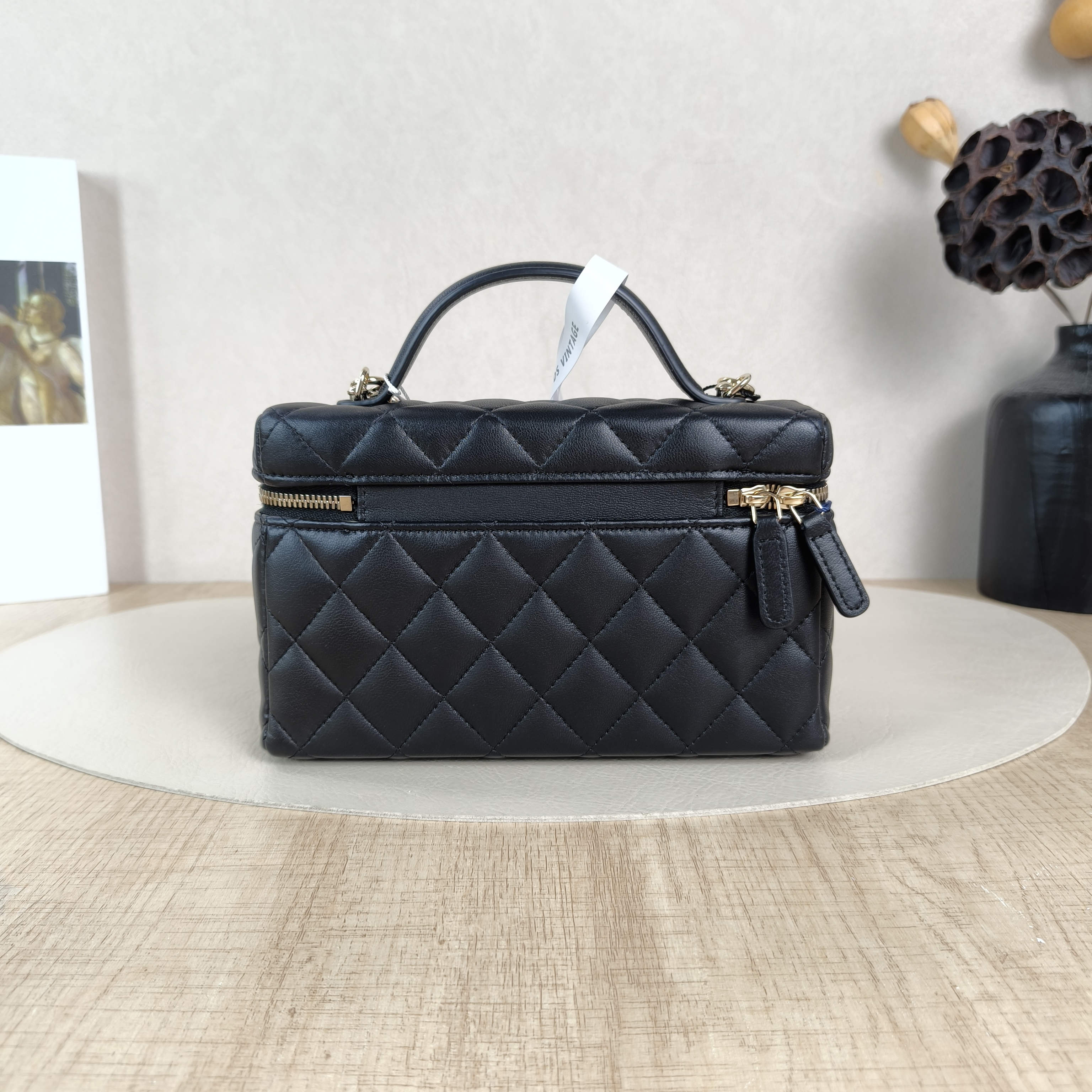 Chanel Crossbody Baglp Box Bag Top Handle Crossbody Bag Black Lambskin One Size19.5 × 5 × 17 cm — cover view 6 of 6