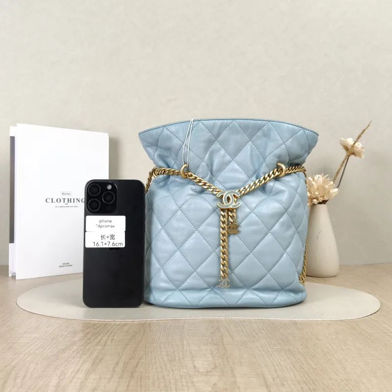 Chanel Crossbody Bag Bucket Bag Blue Calfskin One Size22 × 4 × 25 cm — cover view 4 of 5