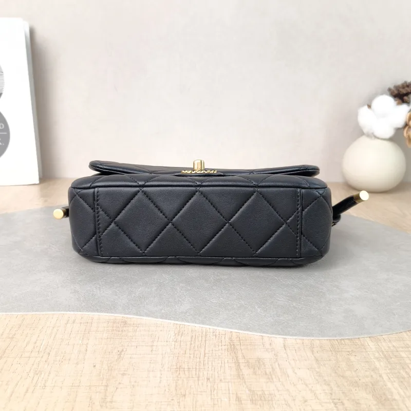 Chanel Crossbody Bag 25c Collection Woven Black Lambskin One Size 21 × 6 × 13 cm — cover view 4 of 5
