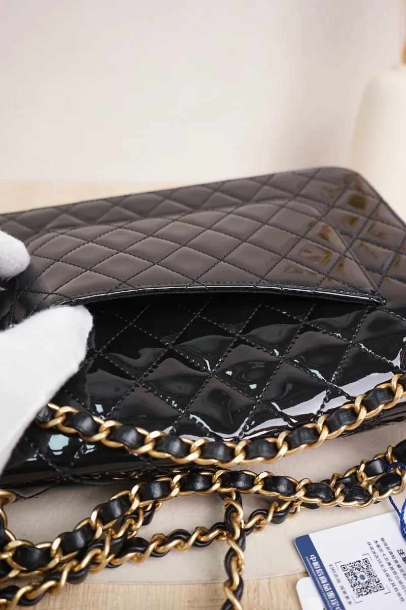 Chanel 25b Shoulder Crossbody Bag Black Patent Leather Microchip Edition · Dust Bag · 25 × 6 × 17 cm — detail view 1 of 20