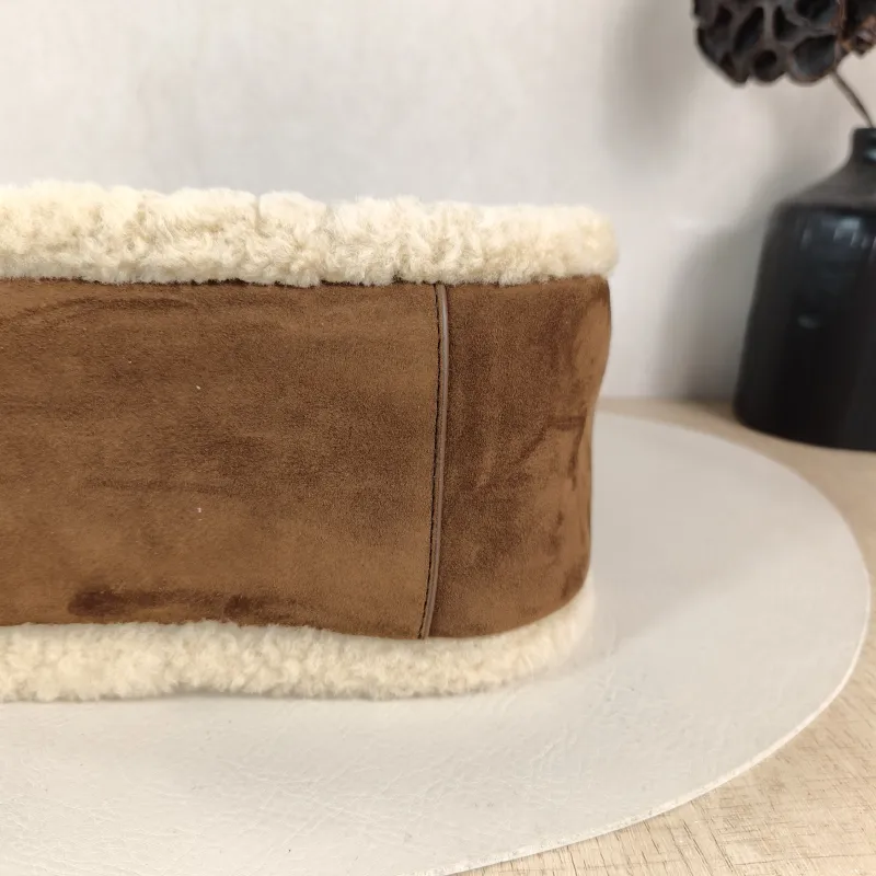 SAINT LAURENT Shoulder Bag LE 5 À 7 Hobo Brown Suede Small 22 × 8.5 × 23 cm — detail view 6 of 10