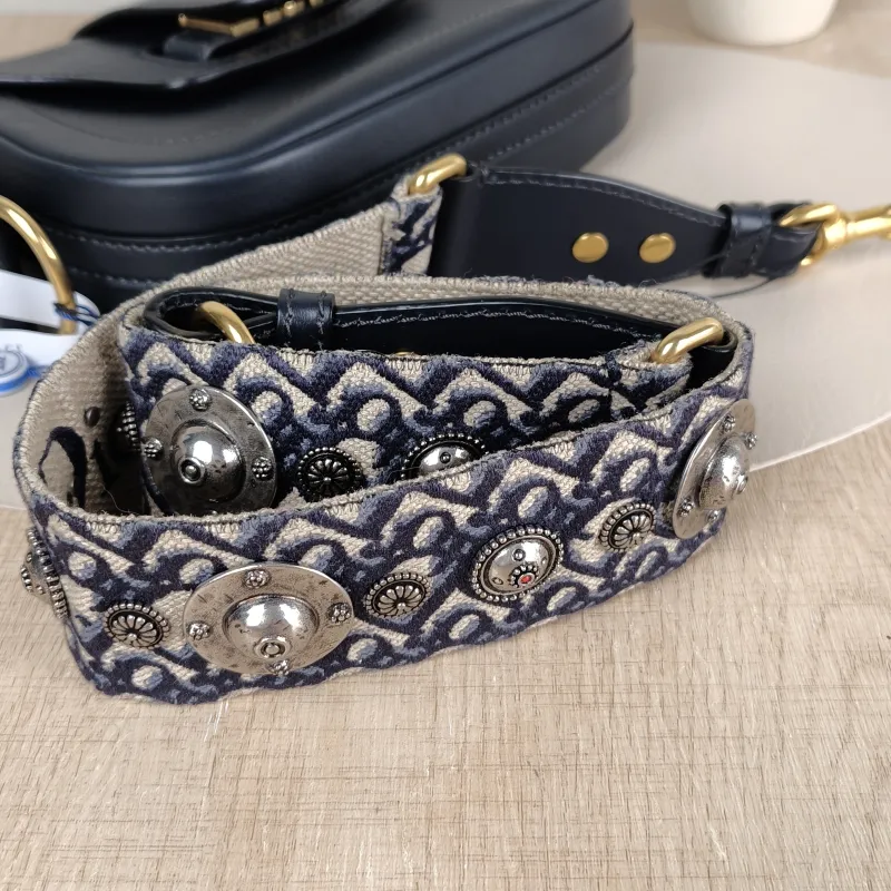 DIOR Crossbody Bag D-Fence Black Calfskin Medium 22.5 × 5 × 17.5 cm — detail view 2 of 12