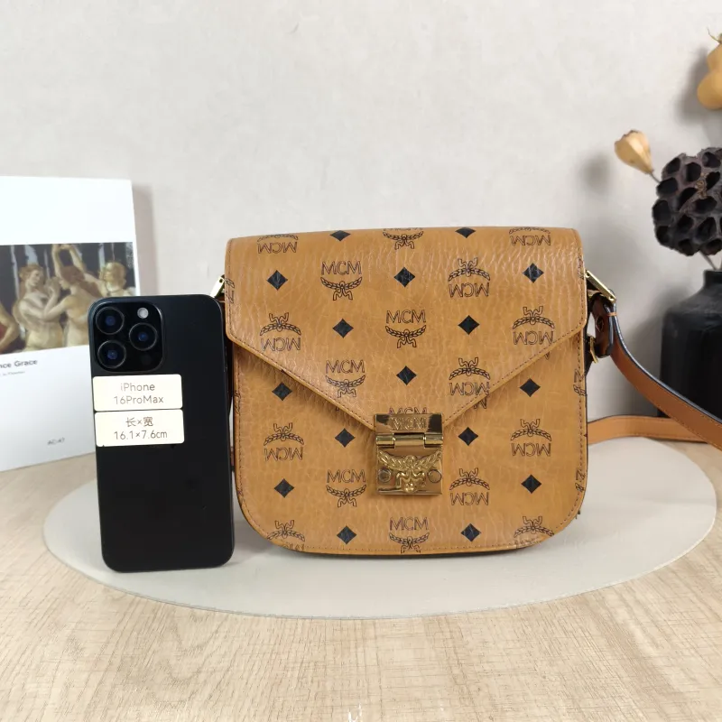 MCM Crossbody Bag Crossbody Bag One Size21 × 9 × 19 cm — cover view 2 of 5