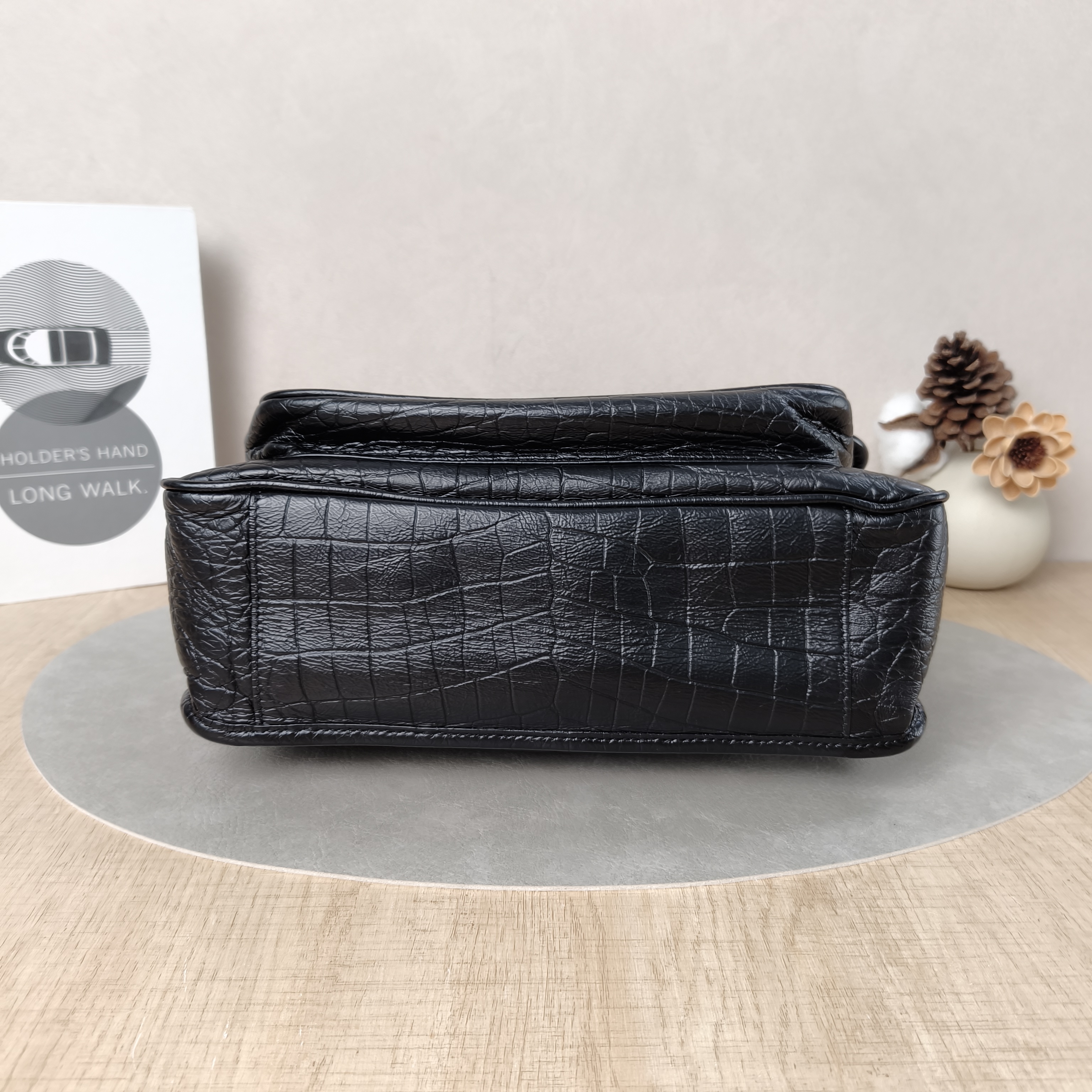 SAINT LAURENT Crossbody Bag Niki Black Calfskin Medium28 × 8.5 × 20 cm — cover view 4 of 5