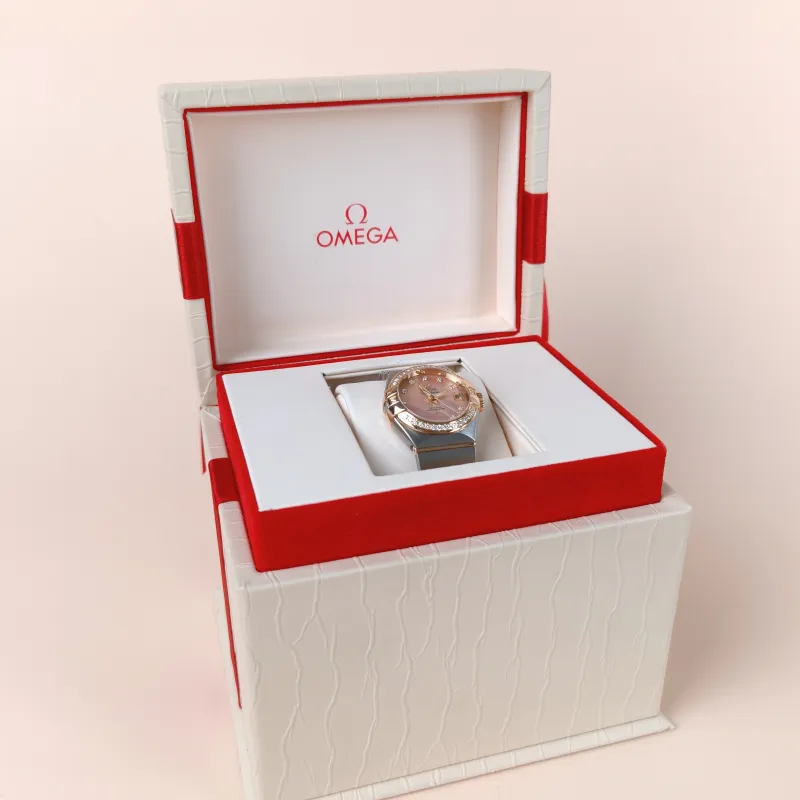 OMEGA Watch Collection Watch One Size27 โ cover view 4 of 10