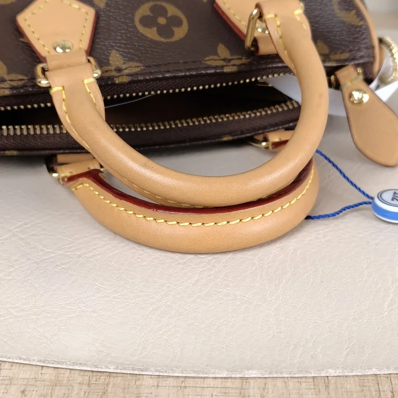 Louis Vuitton Crossbody Bag Speedy Nano Shoulder Strap PVC nano 16 × 7.5 × 10 cm — detail view 6 of 11