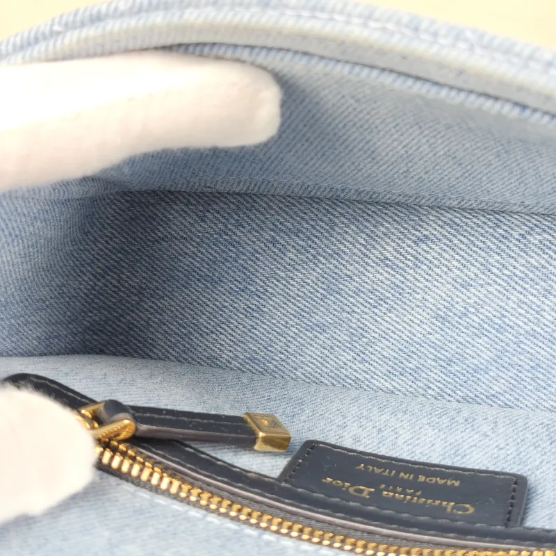 DIOR Crossbody Bag Caro Chain Bag Blue Small 20 × 7 × 13.5 cm — detail view 9 of 14