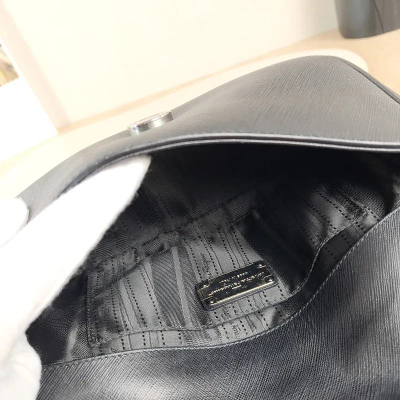 FERRAGAMO Shoulder Bag Shoulder Bag Black Calfskin One Size 24 × 6 × 14 cm — detail view 9 of 14