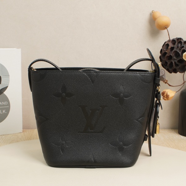 Louis Vuitton allinbb Black with Gold-Tone Hardware Calfskin Microchip Edition · Dust Bag Shoulder Strap Inner Pouch Leather Tag · 16 × 12 × 18 cm
