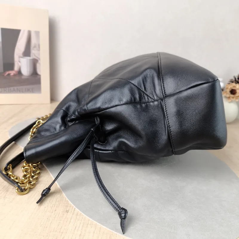 SAINT LAURENT Crossbody Bag JAMIE SHOPPING Shopping Tote Black SL ambskin Medium 35 × 10 × 35 cm — detail view 8 of 10