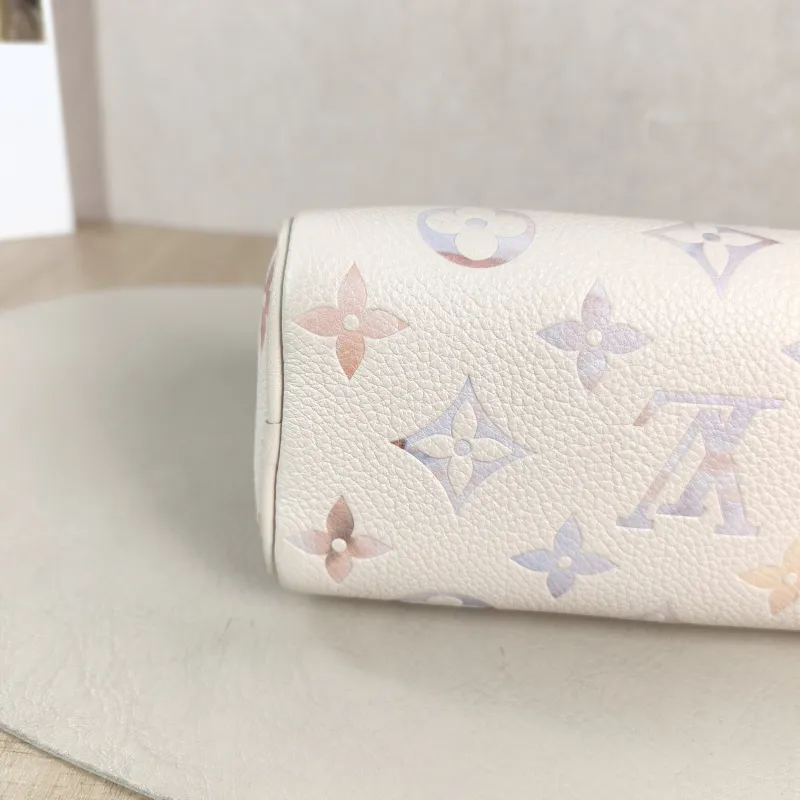 Louis Vuitton Crossbody Bag Speedy Nano Calfskin nano 16 × 7.5 × 10 cm — detail view 8 of 10