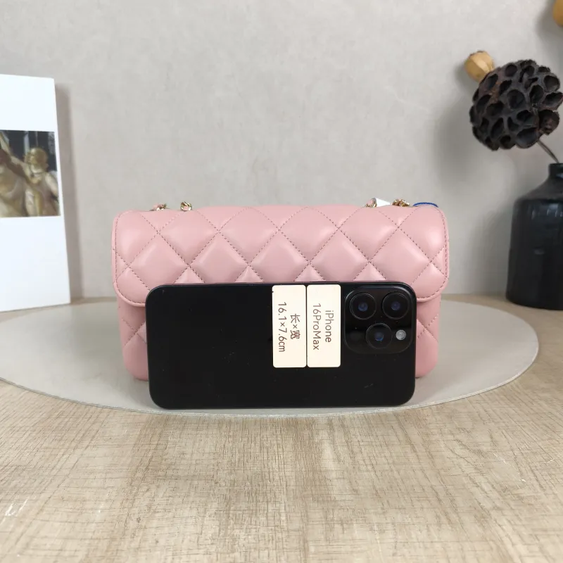 Chanel Crossbody Bag Collection Baguette Bag Pink Lambskin Small 21.5 × 4 × 12 cm — cover view 2 of 6
