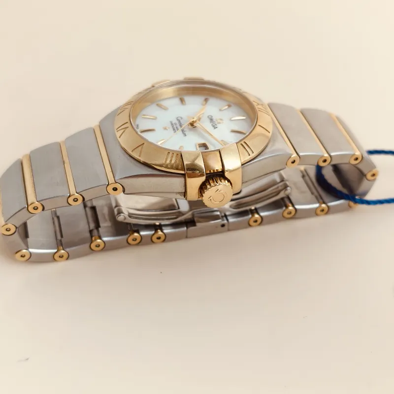 OMEGA Watch Watch One Size White31 — cover view 7 of 8