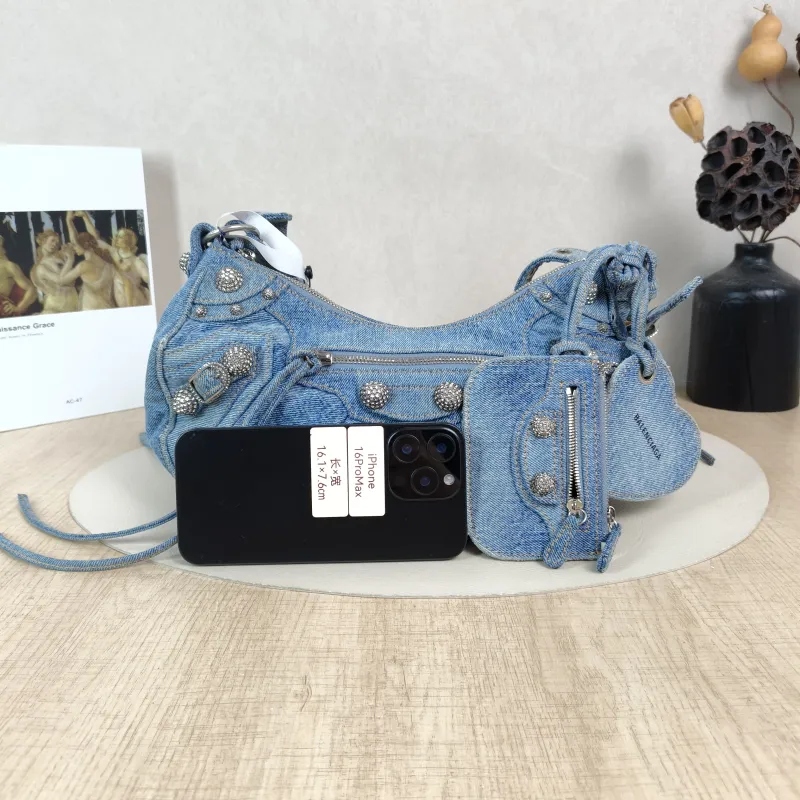 BALENCIAGA Crossbody Bag LE CAGOLE Blue Small33 × 8.5 × 16 cm — cover view 3 of 5
