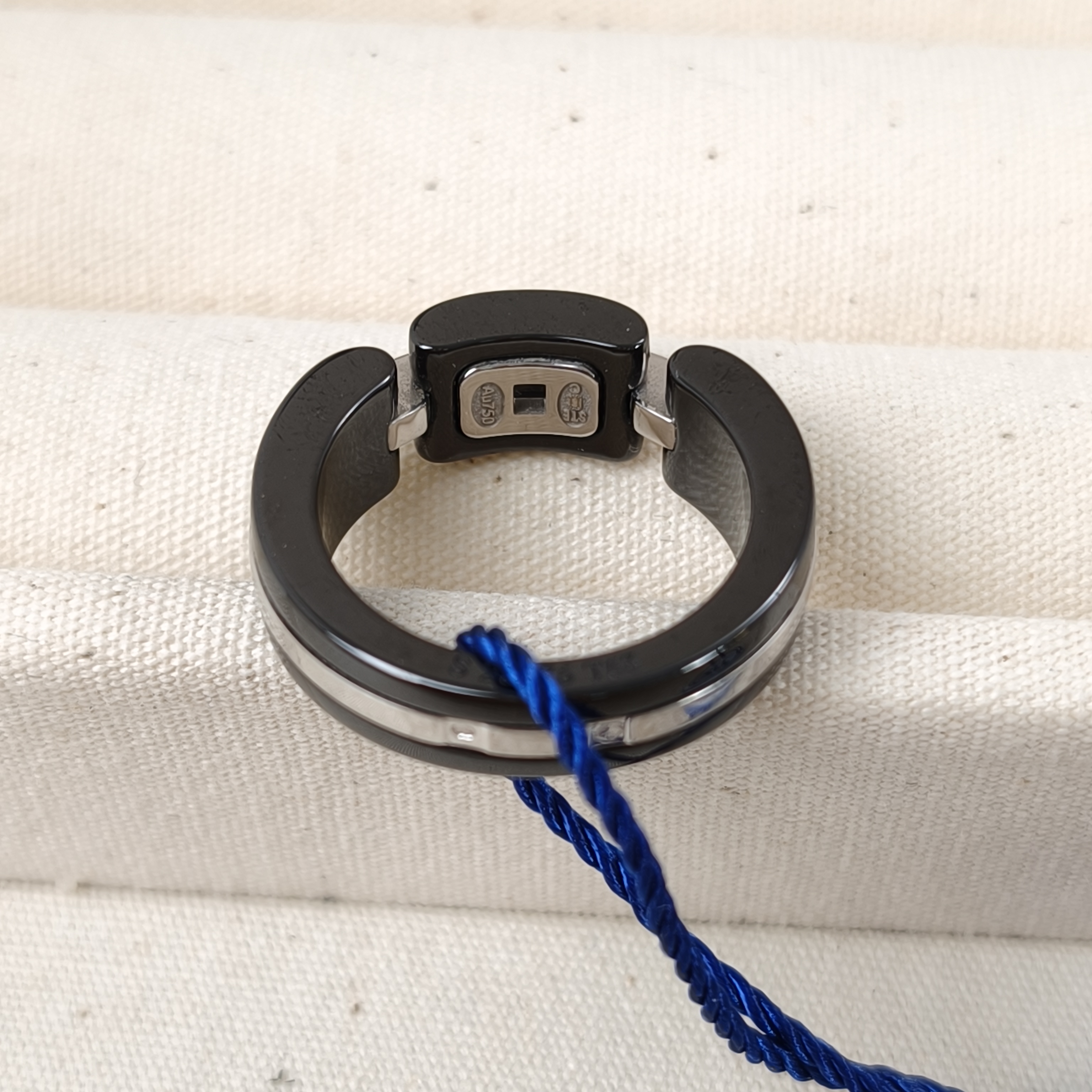 Chanel Ring ULTRA Ring 18KW hite Gold One Size52 — cover view 7 of 10