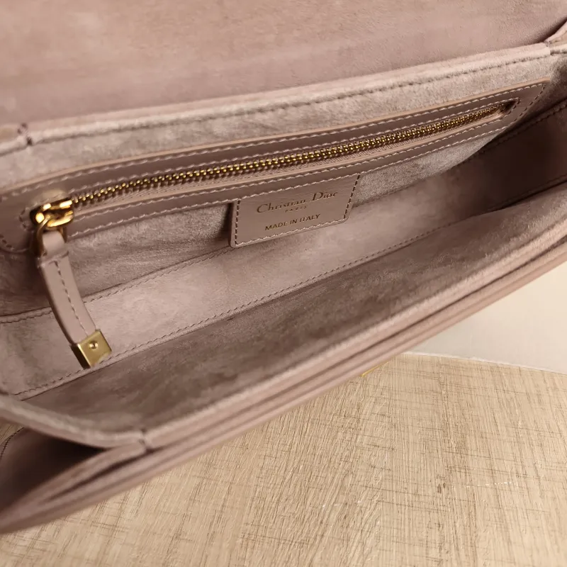 DIOR Crossbody Bag30Montaigne 30 Avenue Calfskin One Size23 × 6.5 × 13 cm — detail view 10 of 14