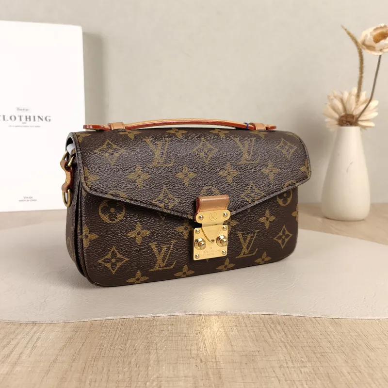 Louis Vuitton Crossbody Bag Pochette Métis East West Monogram PVC Small21.5 × 6 × 13.5 cm — cover view 5 of 5