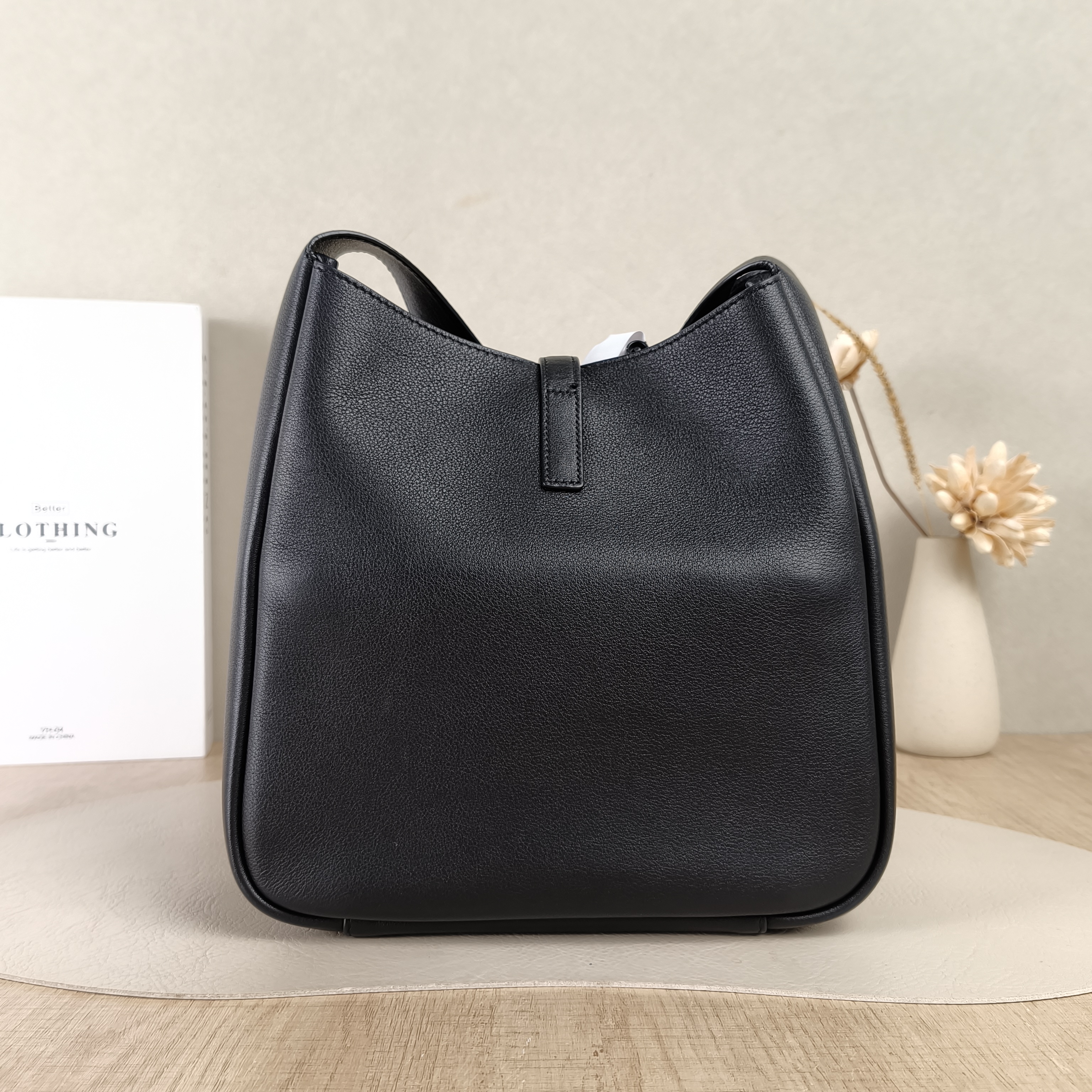 SAINT LAURENT Shoulder Bag LE 5 À 7 Hobo Black Calfskin Small22 × 8.5 × 23 cm — cover view 6 of 6