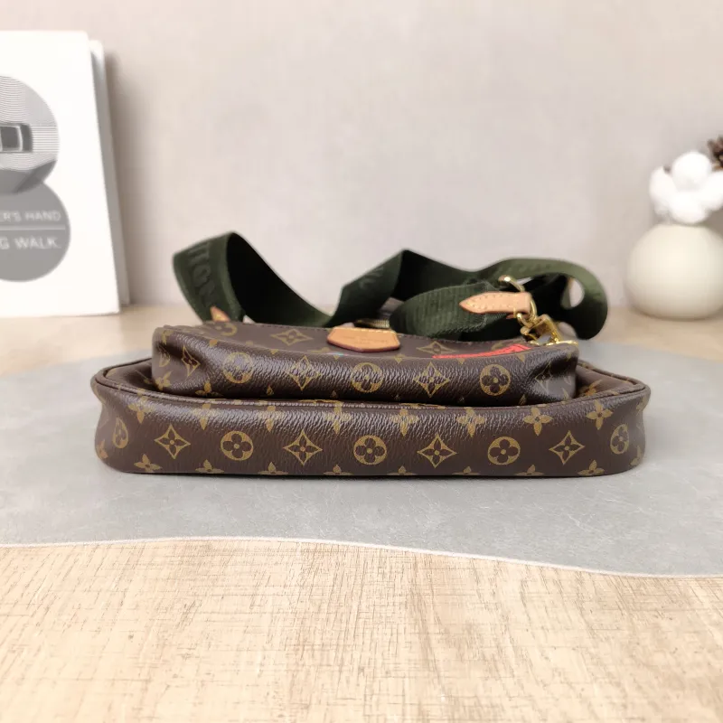 Louis Vuitton Crossbody Bag Multi Pochette Accessoires Shoulder Strap PVC Small 24 × 4 × 13.5 cm — cover view 2 of 5