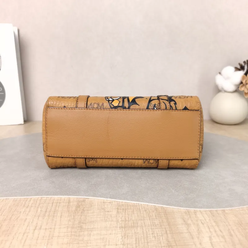 MCM Shoulder Bag Tote Bag PV Cmini19 × 9 × 18.5 cm — cover view 3 of 5