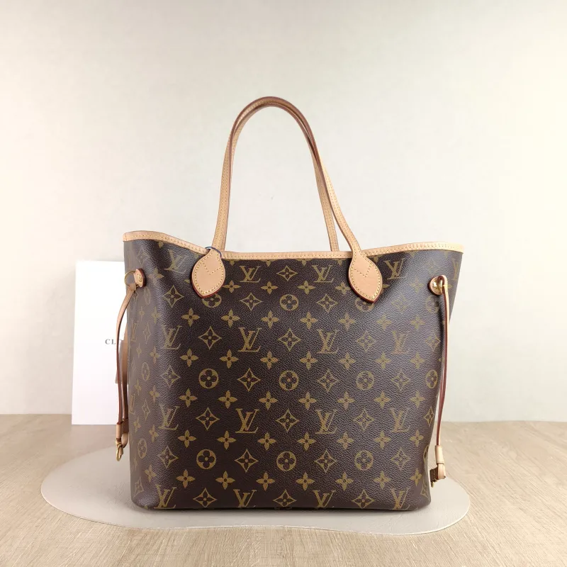 Louis Vuitton Shoulder Bag Neverfull Monogram PVC Medium 31 × 14 × 28 cm — cover view 3 of 4