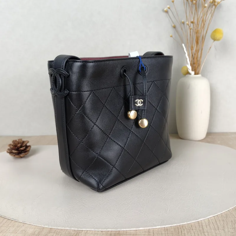 Chanel Shoulder Bag Bucket Bag Black Lambskin Mini 16 × 10 × 18 cm — cover view 4 of 5