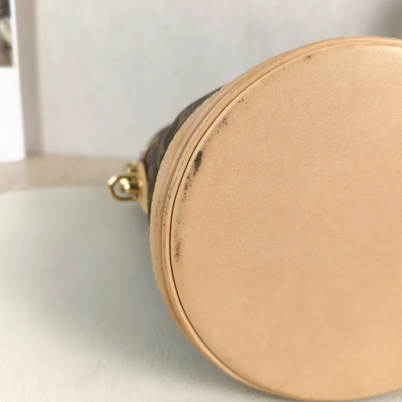 Louis Vuitton Crossbody Bag DUFFLE Monogram PVC22 × 14 × 23 cm — detail view 11 of 13