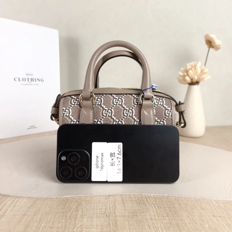 GUCCI Crossbody Bag GG Emblem Crossbody Bag nano 16.5 × 8 × 10 cm — cover view 6 of 6