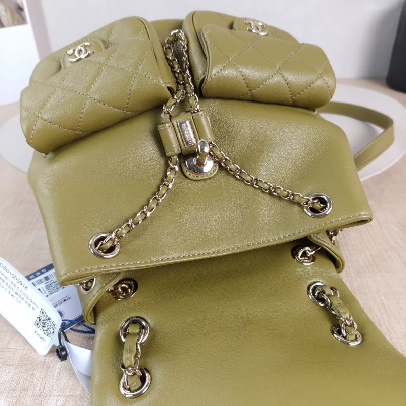 Chanel Backpack Duma Calfskin Medium 20.5 × 11.5 × 20 cm — detail view 3 of 12