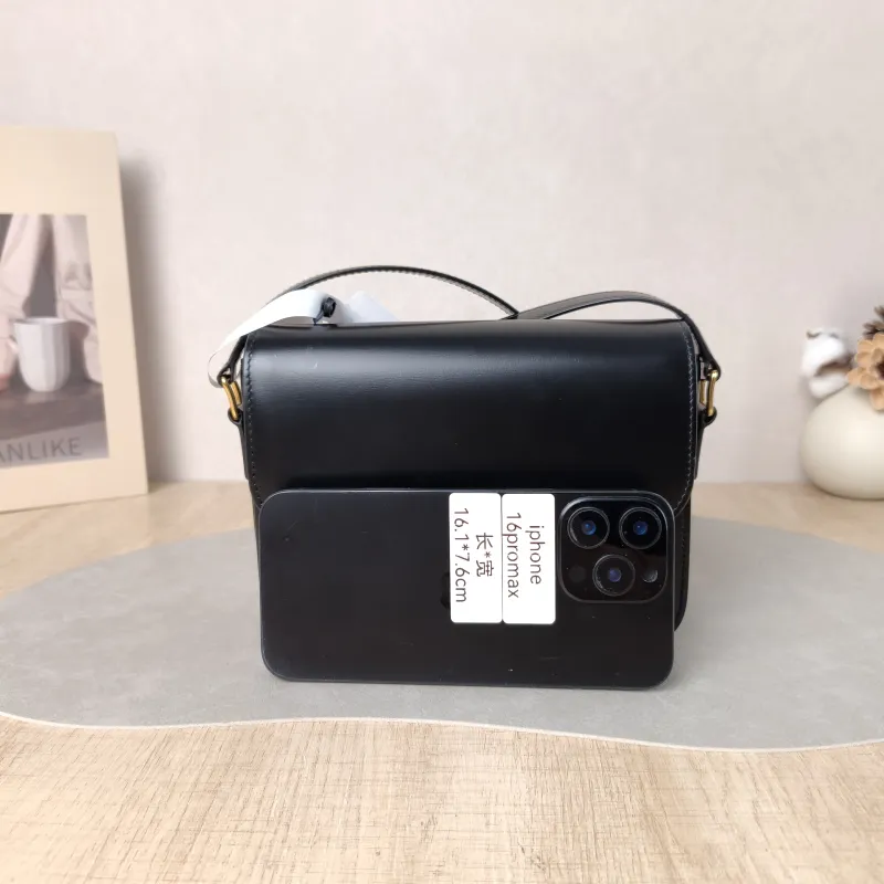 CELINE Crossbody Bag Teen Triomphe Black CC alfskin Small 18.5 × 6 × 14 cm — cover view 6 of 6