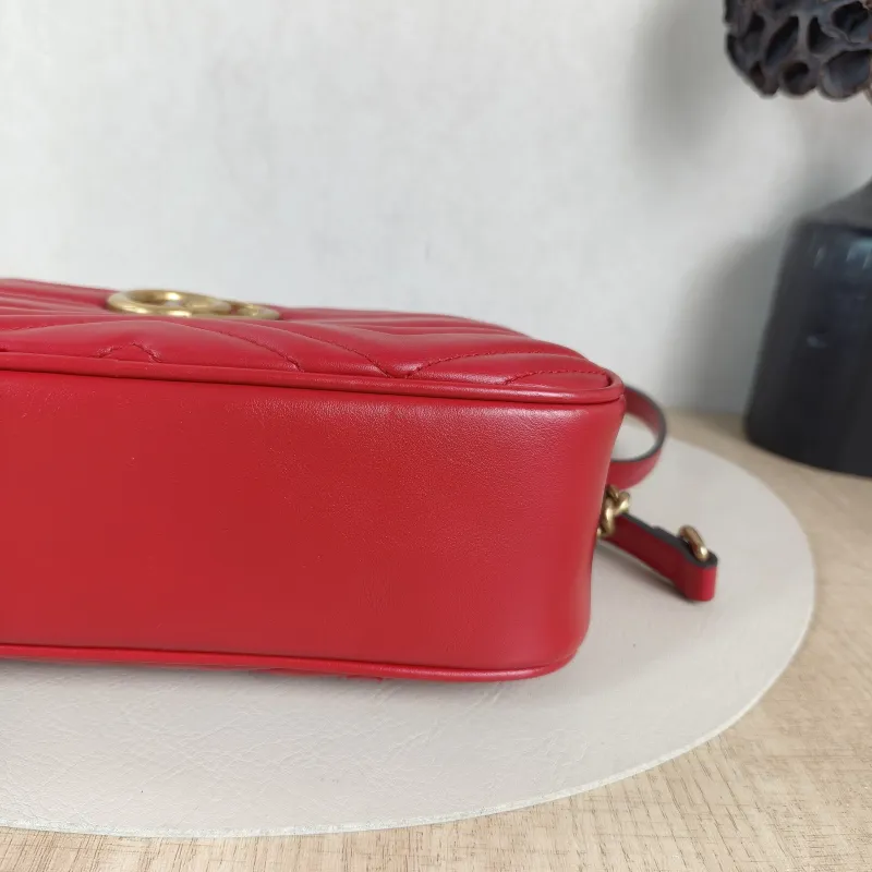 GUCCI Crossbody Bag GG Marmont Marmont Camera Bag Red Calfskin Small 24 × 7 × 13 cm — detail view 10 of 12