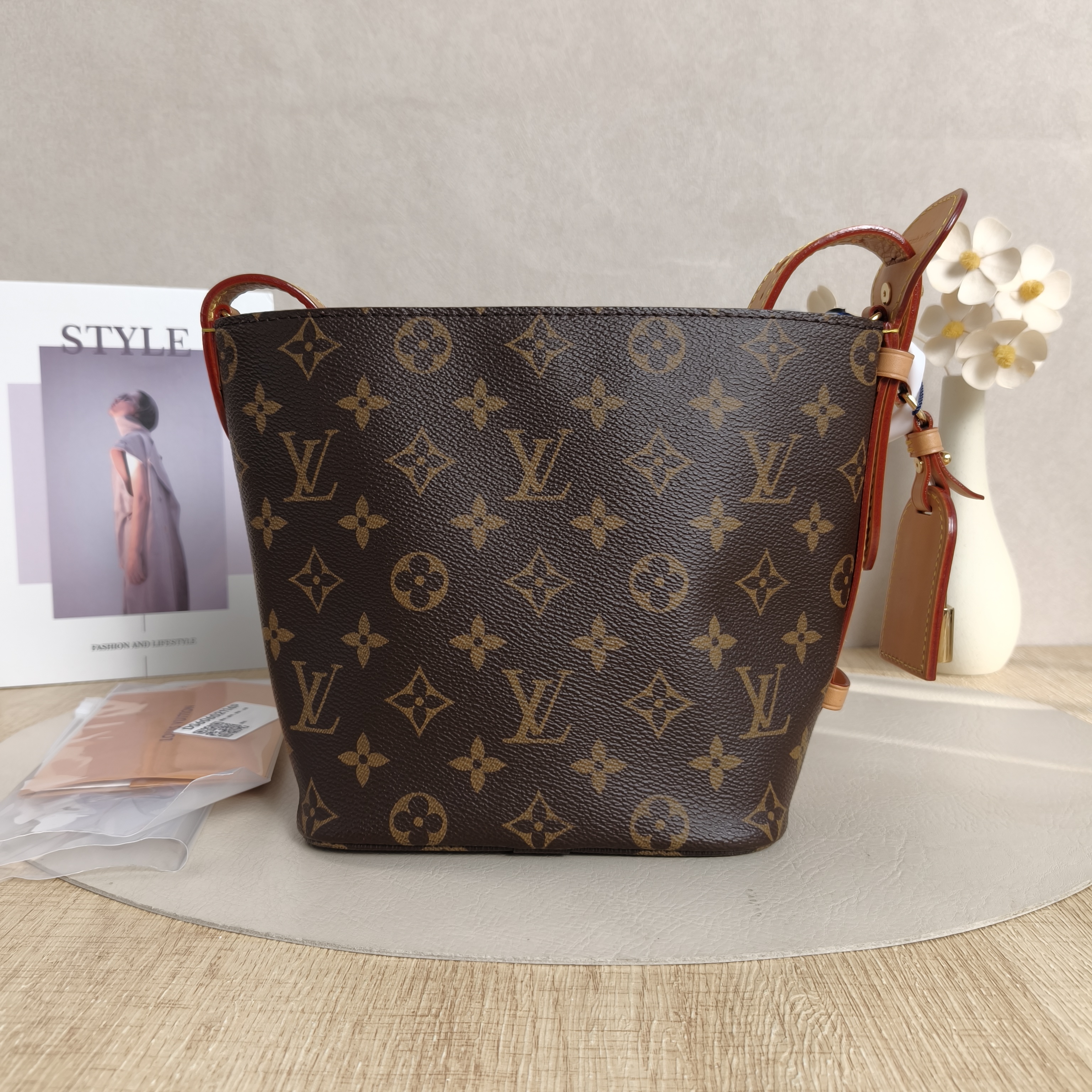 Louis Vuitton Top Handle Bag ALL IN BB Monogram PVCBB16 × 12 × 18 cm — cover view 9 of 12