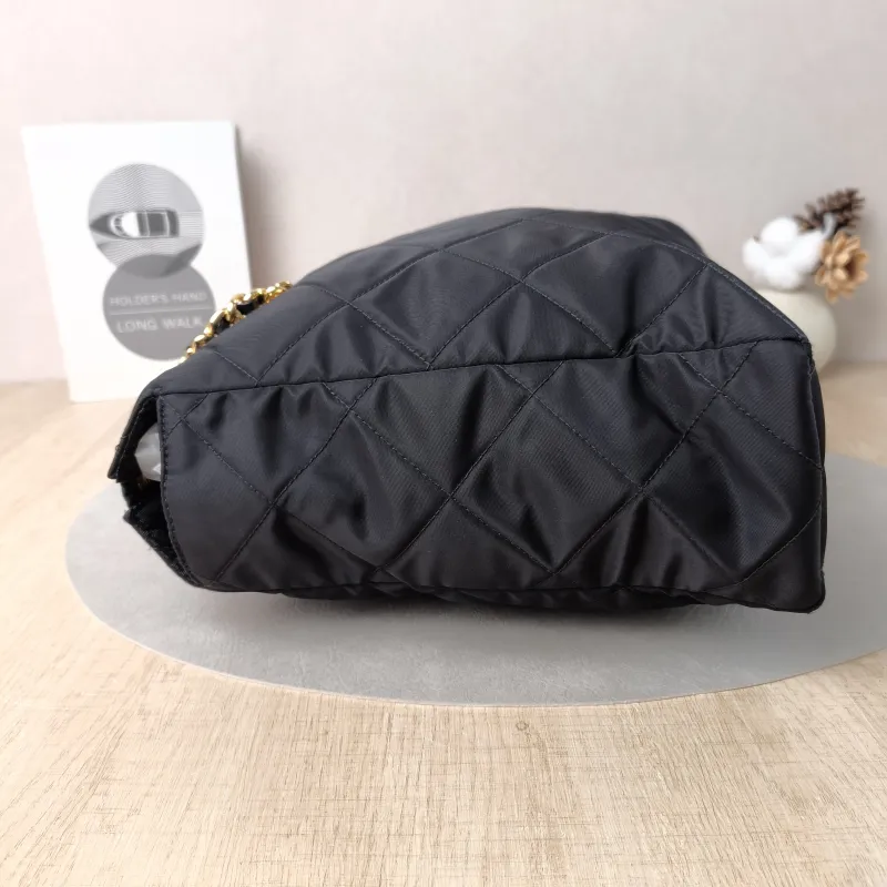 PRADA Shoulder Bag Re-Edition Black Nylon One Size 35 × 9 × 27 cm — detail view 3 of 12