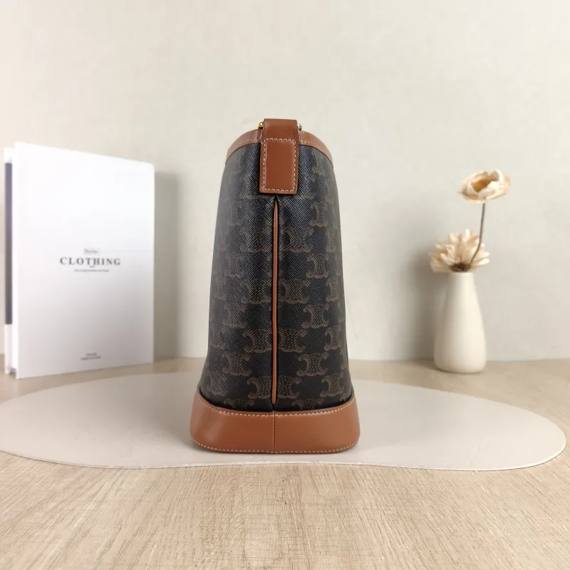 CELINE Crossbody Bag Triomphe Bucket Bag Monogram PVC Small22 × 13 × 26 cm — detail view 9 of 10