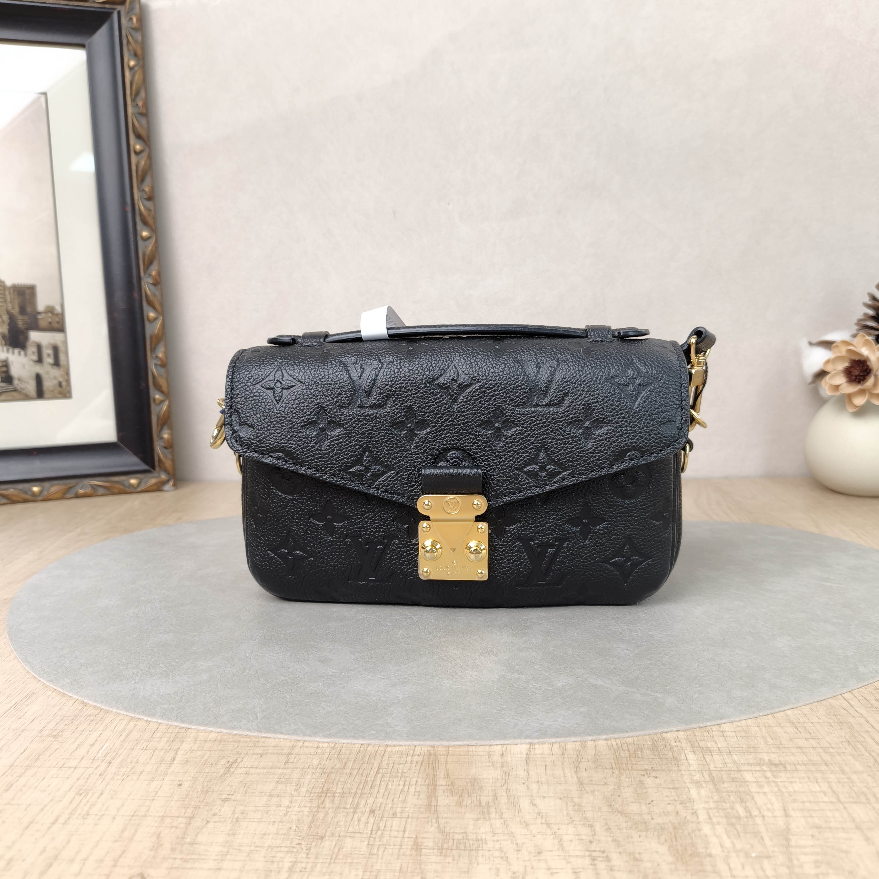 Louis Vuitton Crossbody Bag Pochette Métis East West Black Empreinte Embossed Calfskin Monogram Small21.5 × 6 × 13.5 cm