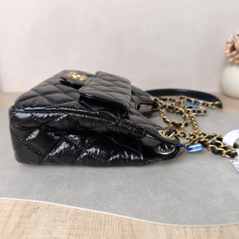 Chanel Crossbody Bag HOBO Black Waxed Leather Calfskin Small 19 × 6 × 17 cm — detail view 8 of 12