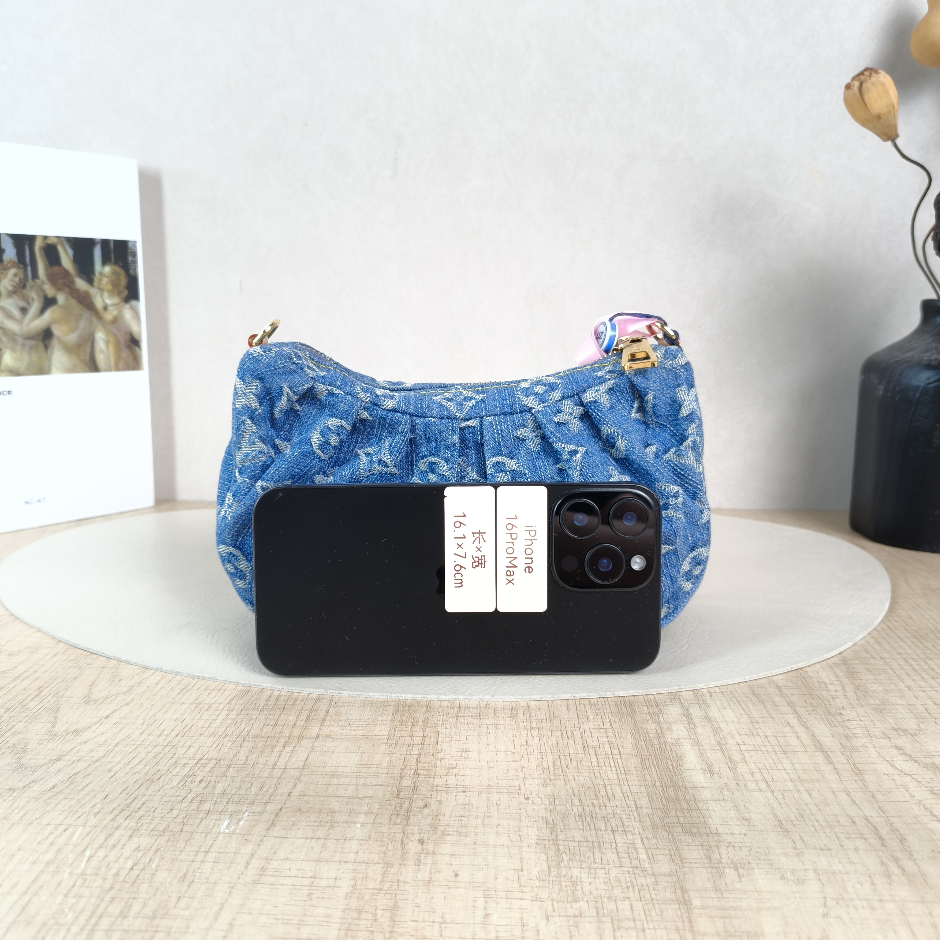 Louis Vuitton Shoulder Bag Pochette Valley Blue One Size21 × 7 × 15 cm — cover view 4 of 5